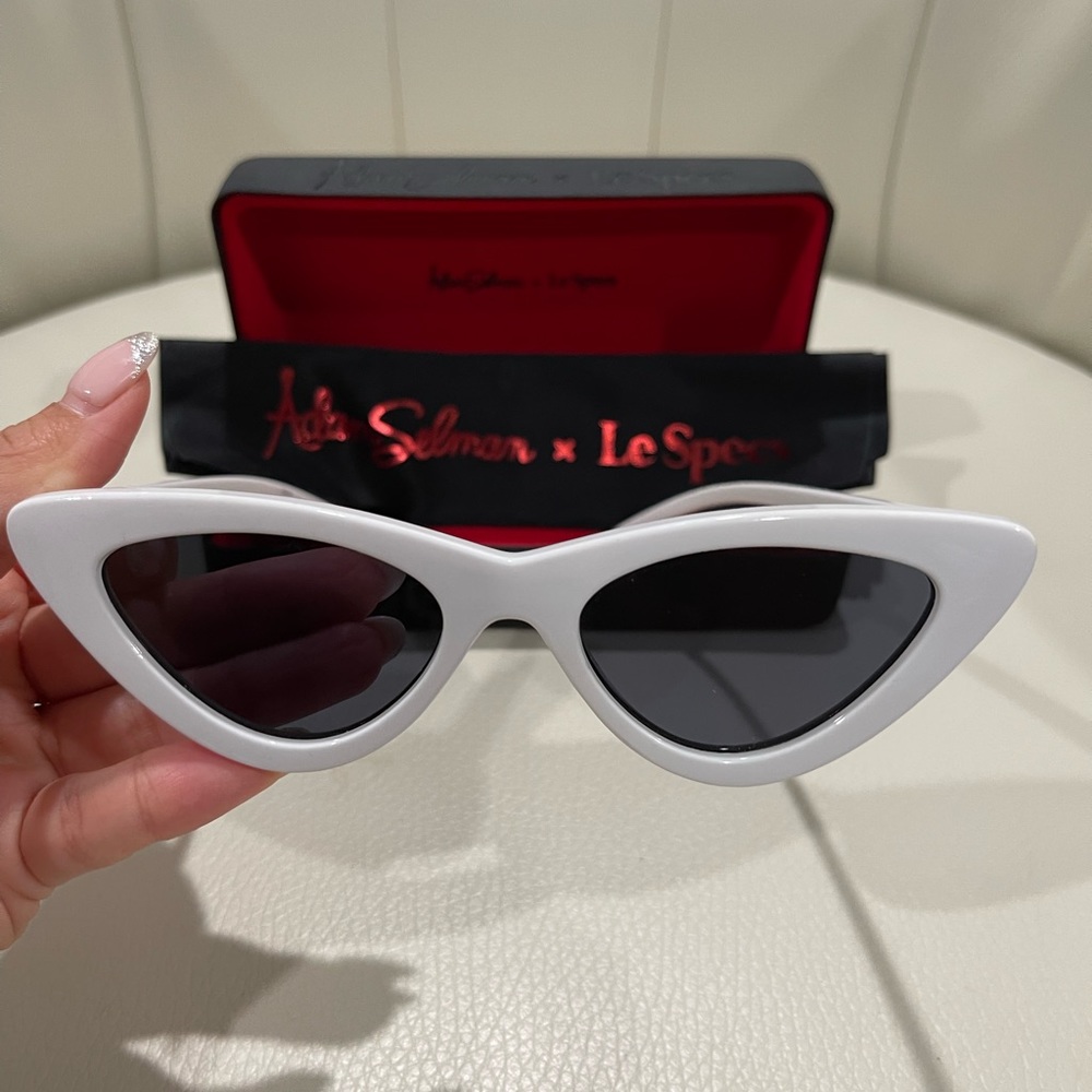THE LAST LOLITA | WHITE Sunglasses 🕶️